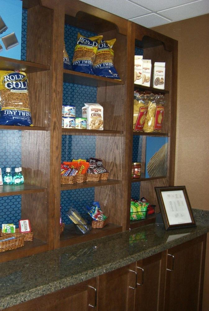 Hampton And Pueblo/north Hotel 3*