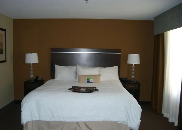 Hampton Inn & Suites Pueblo/North