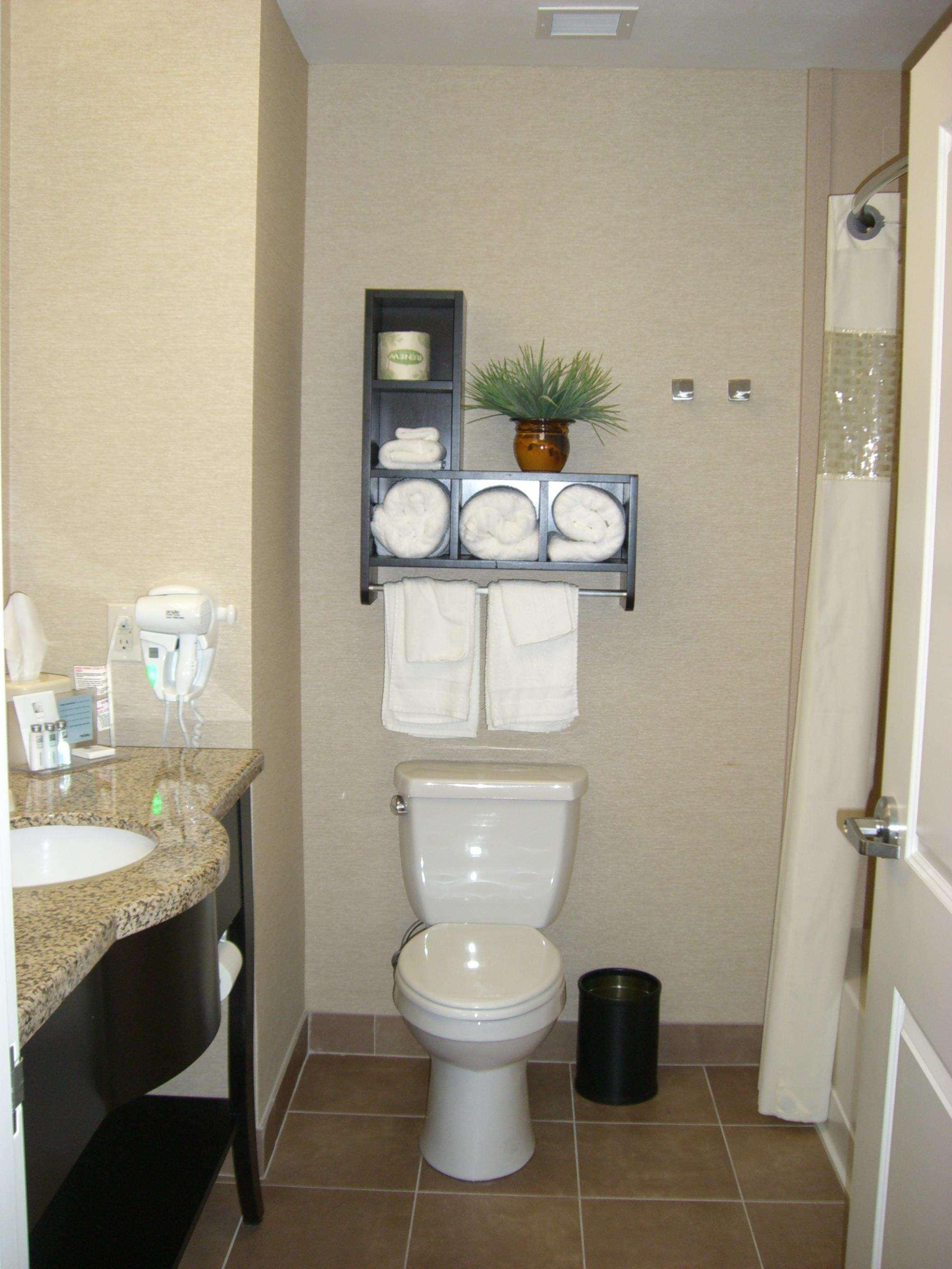Hampton & Pueblo/north Hotel Pueblo